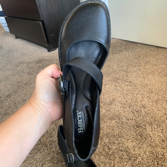 Born Mary Jane Wedge Heel Shoes Sz.10 Black Leather Classic Minimalist Versatile - Picture 13 of 13
